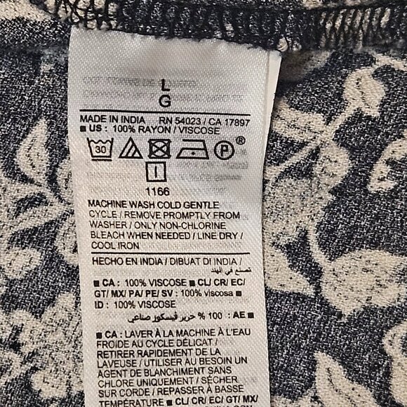 Old Navy Black Floral Long Sleeve Blouse sz Large - Picture 7 of 7